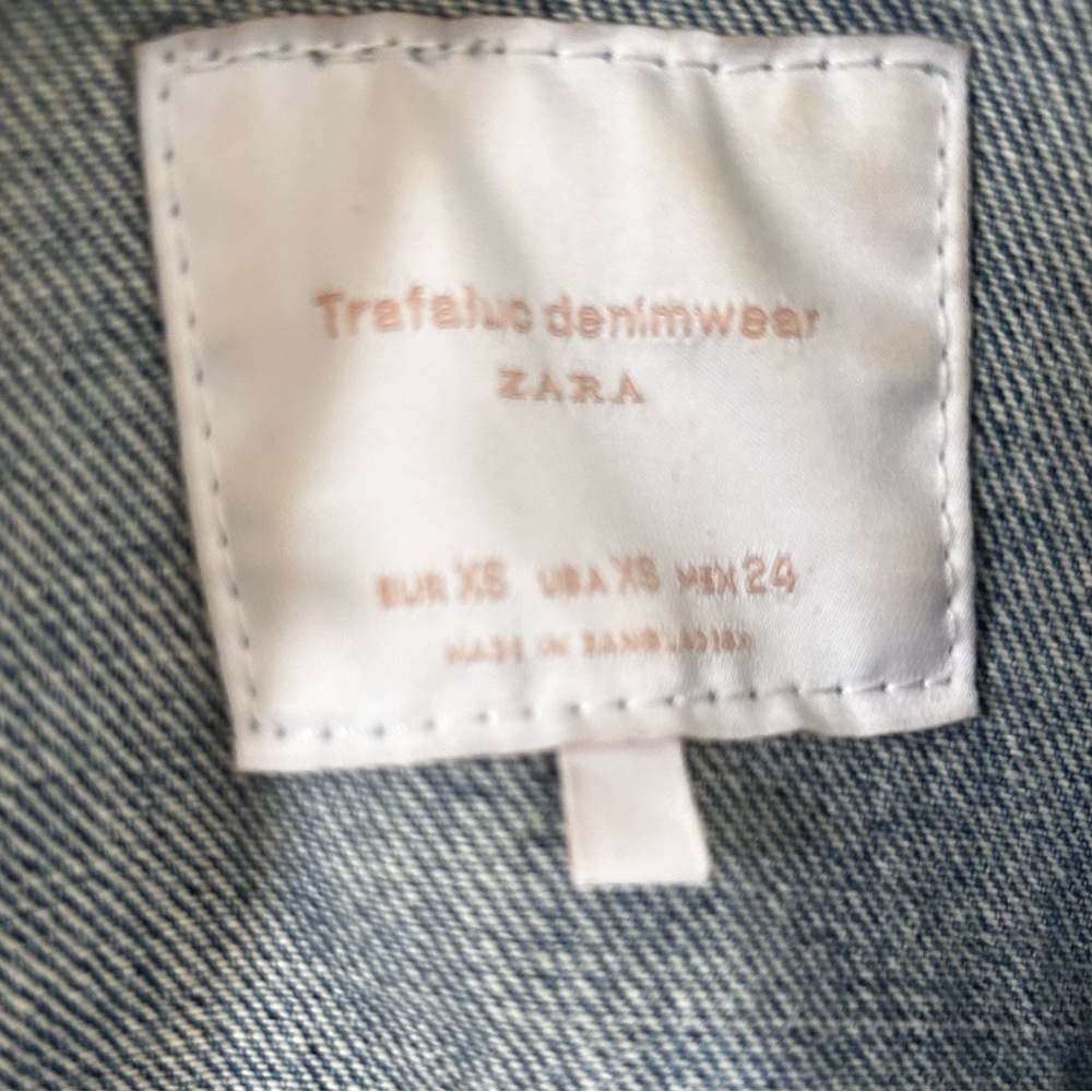 Zara | Distressed Denim Jacket - Picture 3 of 3